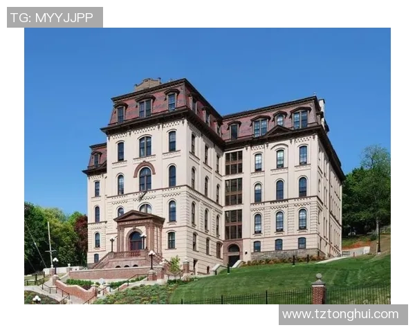 足球明星晋美的成长历程与辉煌成就全景解析 足球明星晋美的成长历程与辉煌成就全景解析