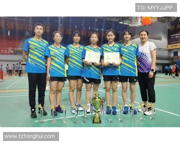 重庆羽毛球队荣登全国配合排行榜第五名展现卓越实力与团队合作精神