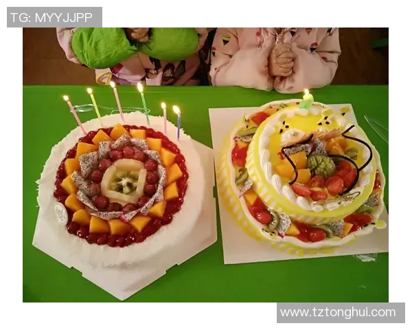 足球明星欢聚一堂举杯庆祝精彩瞬间尽在视频中尽情享受胜利的喜悦与激情