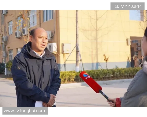 足球明星保护人揭秘如何守护球场上的璀璨星光与他们的隐私安全