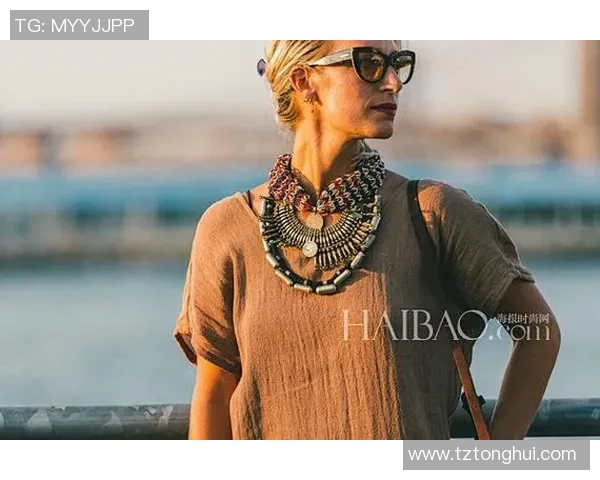 足球明星时尚穿搭街拍大揭秘展现个性与魅力的潮流风格 足球明星时尚穿搭街拍大揭秘展现个性与魅力的潮流风格